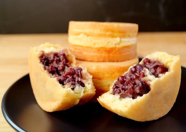 Imagawayaki: Kue Serabi Panggang Isi Kacang Manis