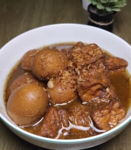 Semur Tahu Telur: 