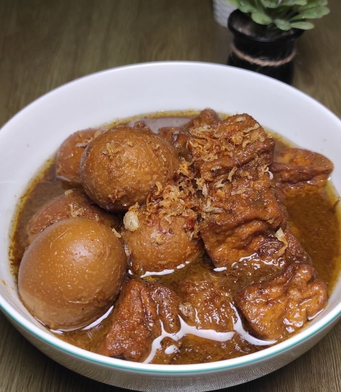 Semur Tahu Telur: Lezat dalam Kesederhanaan