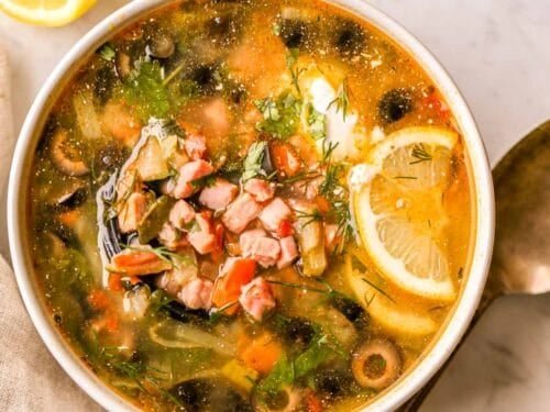 Solyanka: Sup Kental dengan Rasa Gurih dan Asam yang Khas