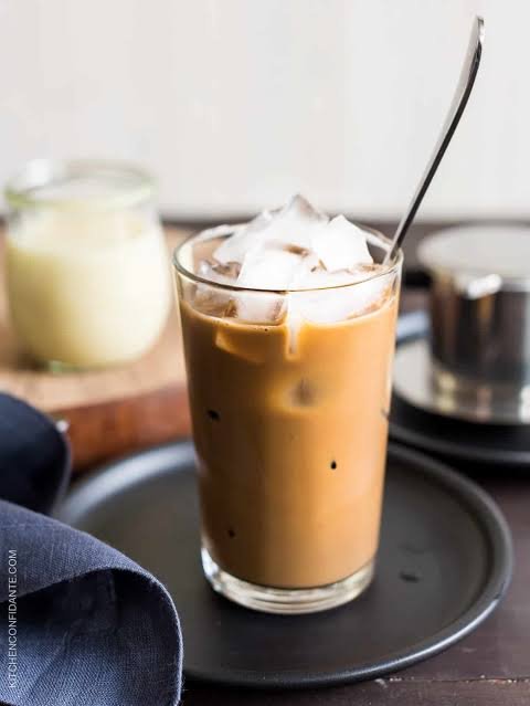 Ca Phe Sua Da: Es Kopi Susu Khas Vietnam yang Mendunia