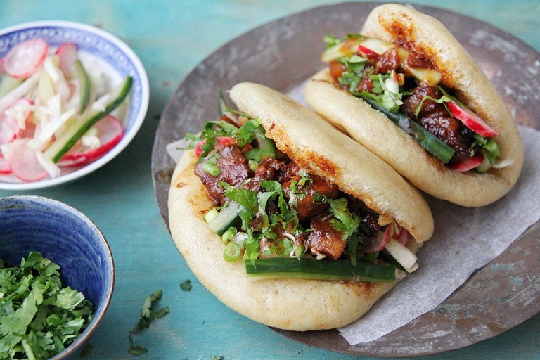 Gua Bao: Burger Taiwan dengan Roti Kukus Lembut